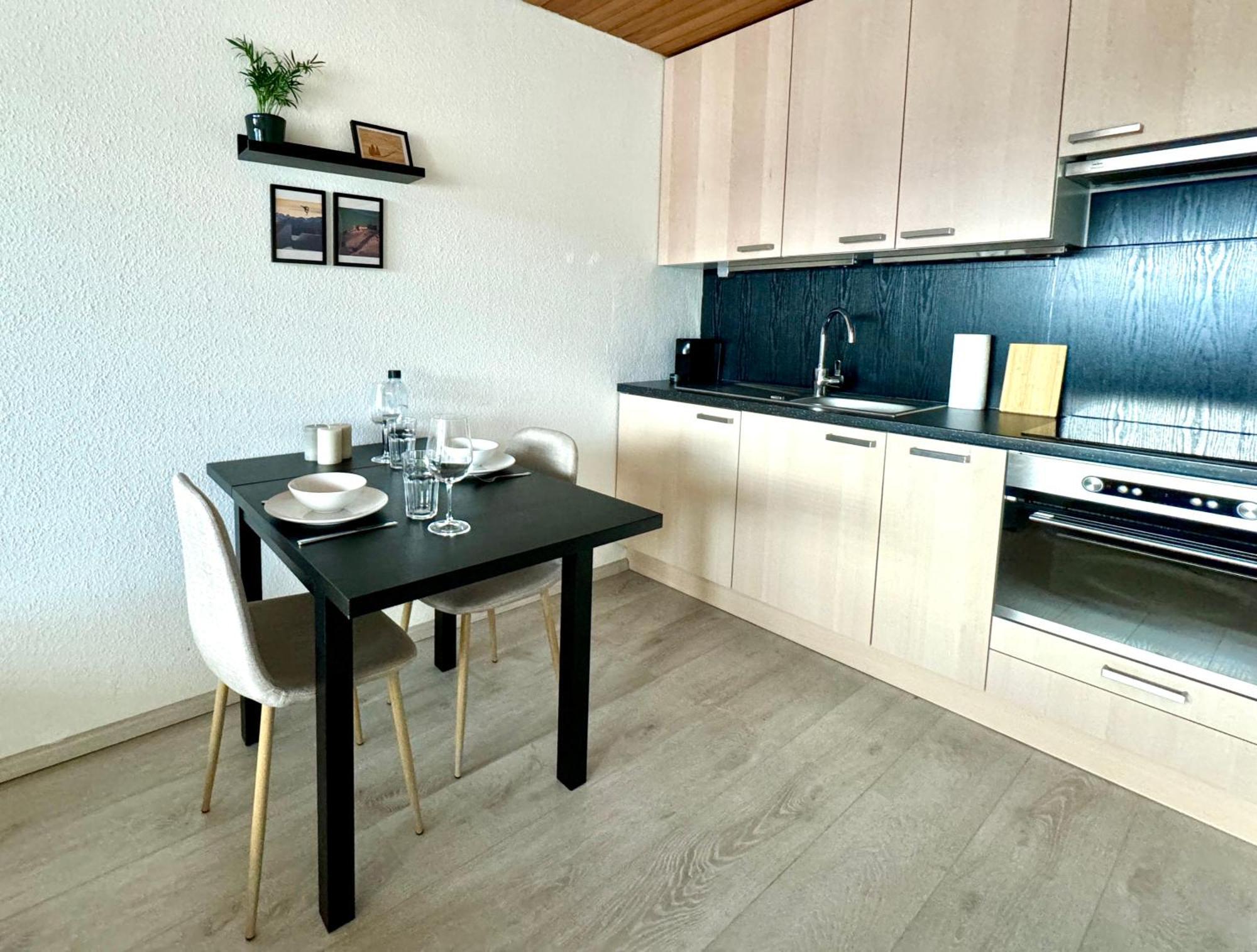 לאקס Studio Mit See- Und Bergblick מראה חיצוני תמונה